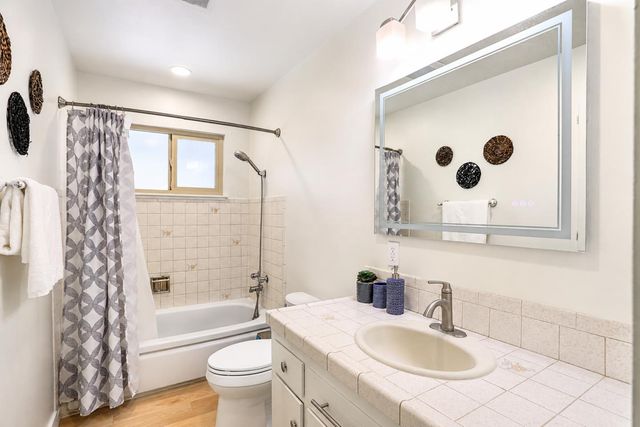 2139 Calabazas Boulevard, Santa Clara, CA 95051