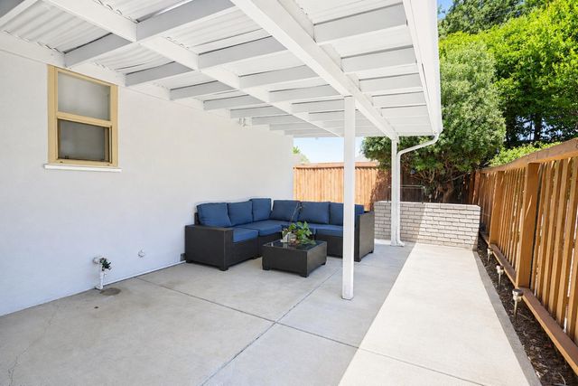2139 Calabazas Boulevard, Santa Clara, CA 95051