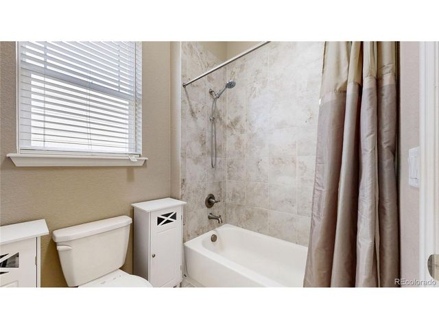 7414 S Scottsburg Way, Aurora, CO 80016