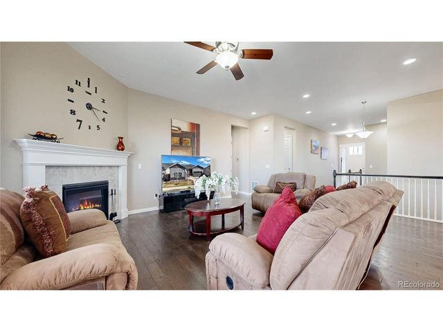 7414 S Scottsburg Way, Aurora, CO 80016