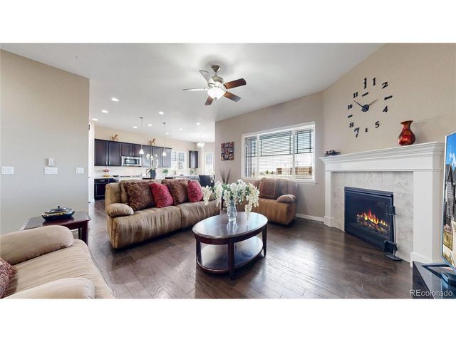 7414 S Scottsburg Way, Aurora, CO 80016