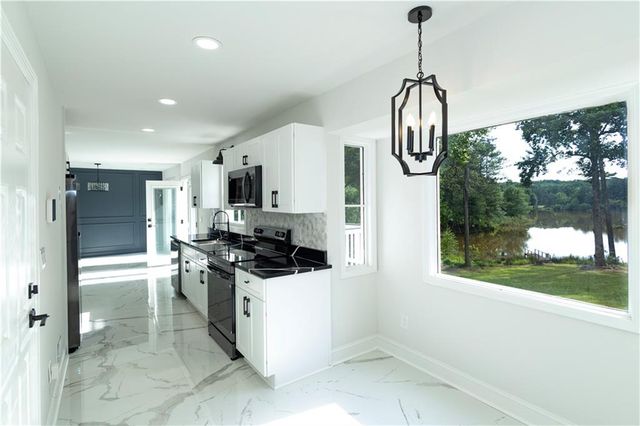 60 Lakeside Dr, Covington, GA 30016