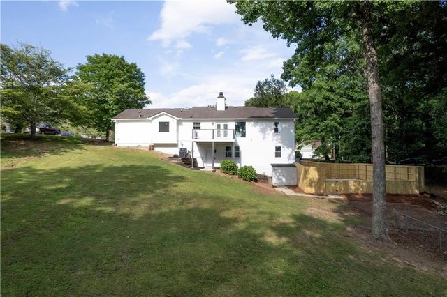 60 Lakeside Dr, Covington, GA 30016