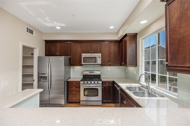 15219 Calverton Way, Tustin, CA 92782