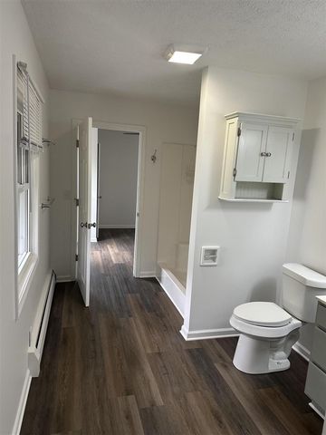 1809 Fulton Street, Kalamazoo, MI 49001