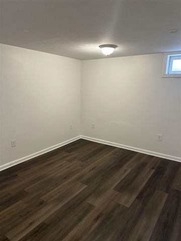 1809 Fulton Street, Kalamazoo, MI 49001