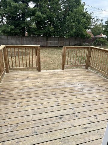 1809 Fulton Street, Kalamazoo, MI 49001