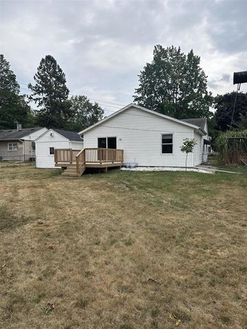 1809 Fulton Street, Kalamazoo, MI 49001