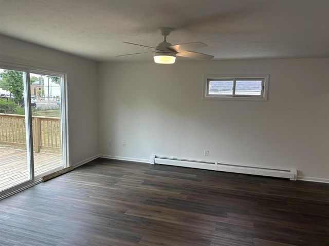 1809 Fulton Street, Kalamazoo, MI 49001