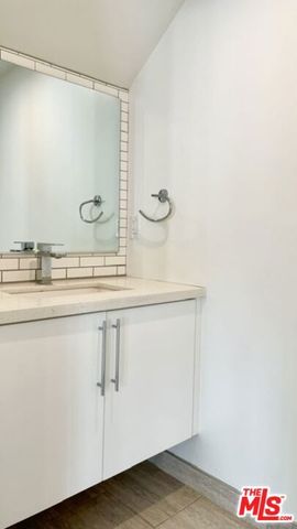 5230 Satsuma Avenue, North Hollywood (los Angeles), CA 91601