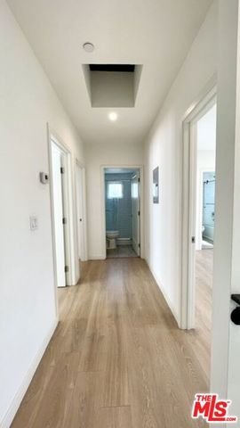 5230 Satsuma Avenue, North Hollywood (los Angeles), CA 91601