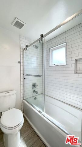 5230 Satsuma Avenue, North Hollywood (los Angeles), CA 91601