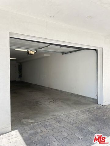 5230 Satsuma Avenue, North Hollywood (los Angeles), CA 91601