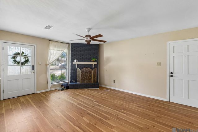 8451 Marcel Ave, Baton Rouge, LA 70809