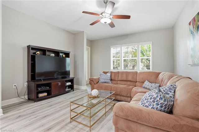 9270 CAMPANILE CIR # 202, Naples, FL 34114