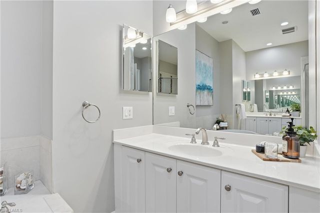 9270 CAMPANILE CIR # 202, Naples, FL 34114