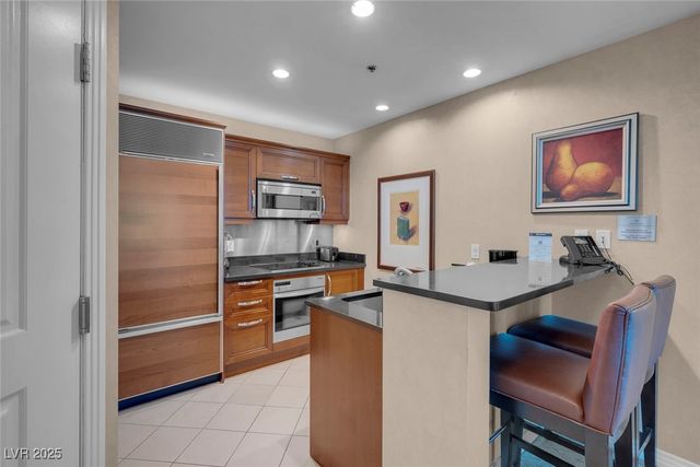 145 East Harmon Avenue 1708, Las Vegas, NV 89109