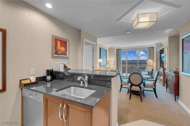 145 East Harmon Avenue 1708, Las Vegas, NV 89109