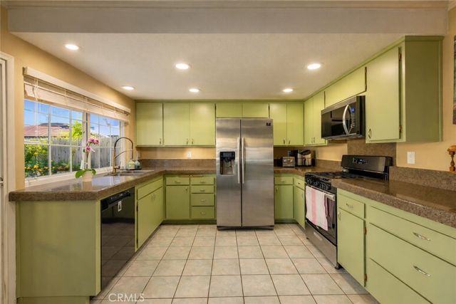 1682 Darnel Court, Camarillo, CA 93010