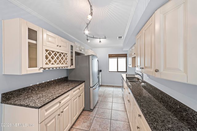 121 S 13TH Avenue B, Jacksonville Beach, FL 32250
