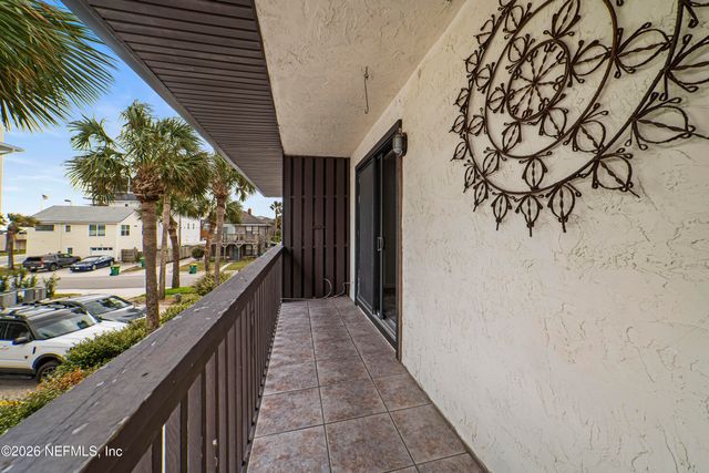 121 S 13TH Avenue B, Jacksonville Beach, FL 32250