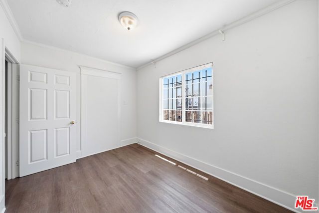 936 S Lucerne Boulevard, Los Angeles, CA 90019