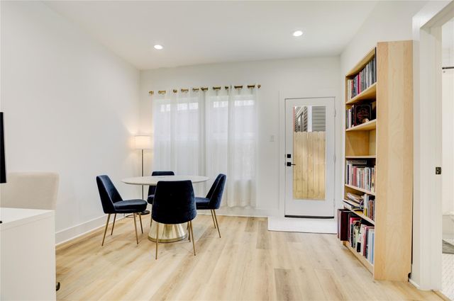2013 Cochran Street, Houston, TX 77009