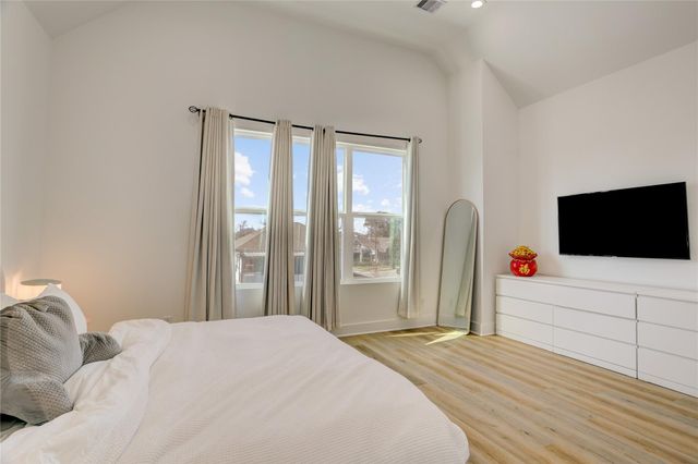 2013 Cochran Street, Houston, TX 77009