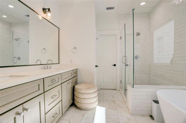 2013 Cochran Street, Houston, TX 77009
