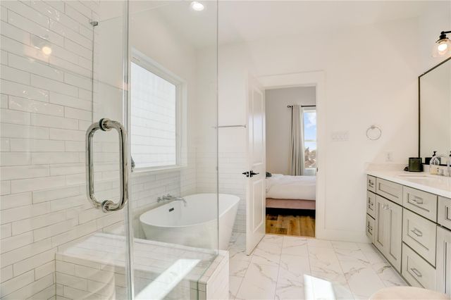 2013 Cochran Street, Houston, TX 77009