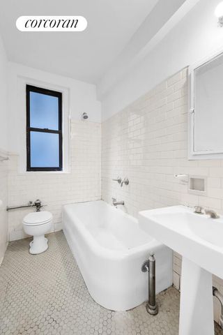 395 Riverside Dr Apt 3A, New York City, NY 10025