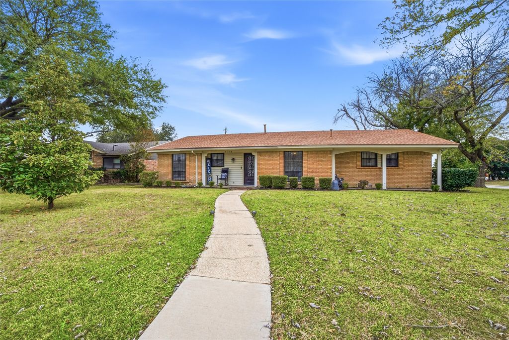 2135 Bamboo Street, Mesquite, TX 75150