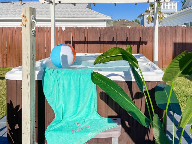 4421 Luke Avenue, Destin, FL 32541