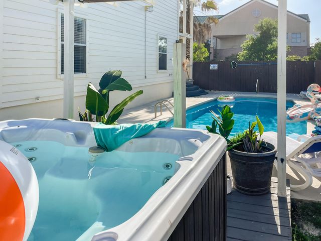 4421 Luke Avenue, Destin, FL 32541