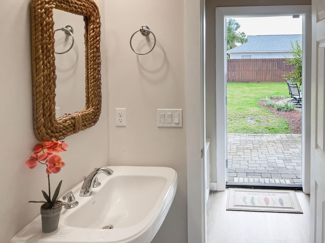 4421 Luke Avenue, Destin, FL 32541