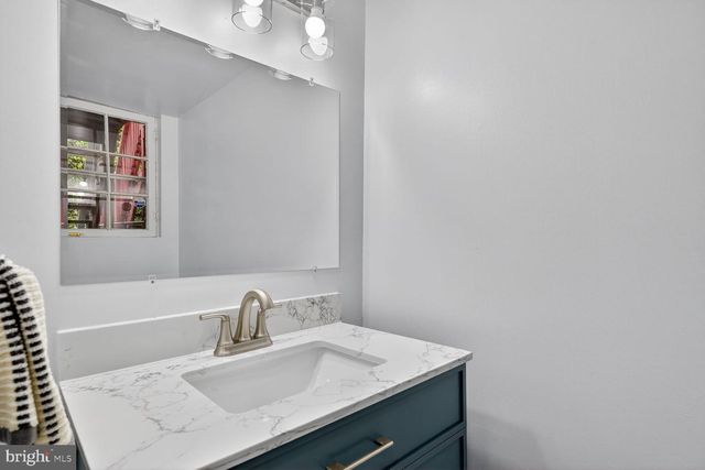 3907 BENTON ST NW, Washington, DC 20007