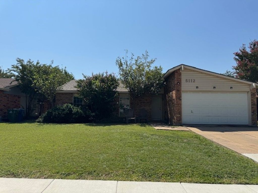 5112 Runyon Drive, The Colony, TX 75056