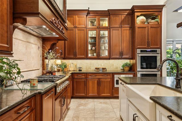 12235 MONTALCINO CIRCLE, Windermere, FL 34786