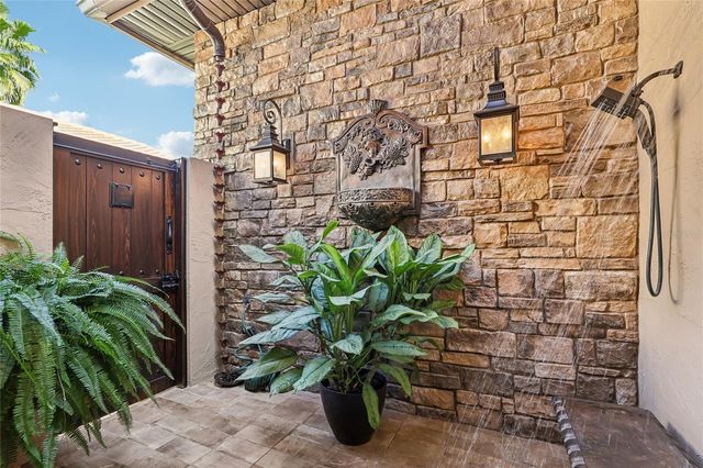 12235 MONTALCINO CIRCLE, Windermere, FL 34786