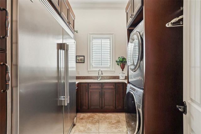 12235 MONTALCINO CIRCLE, Windermere, FL 34786