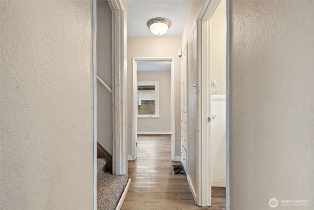 303 S Lafayette Avenue, Bremerton, WA 98312