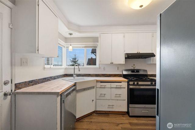 303 S Lafayette Avenue, Bremerton, WA 98312