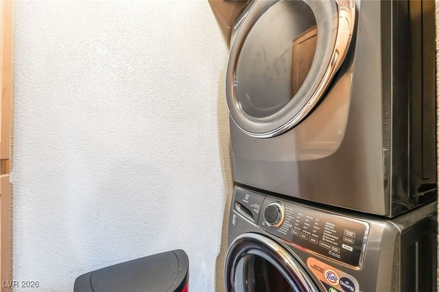 35 East Agate Avenue 201, Las Vegas, NV 89123