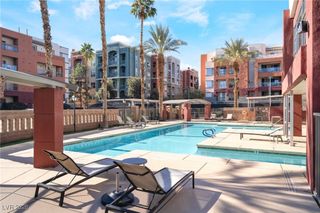 35 East Agate Avenue 201, Las Vegas, NV 89123