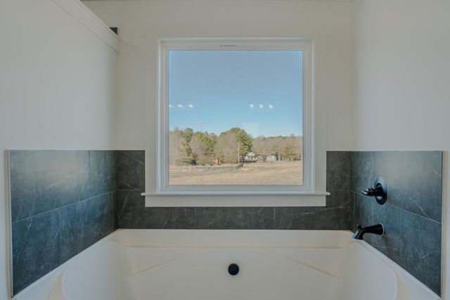 26 Cherokee Court, Good Hope, GA 30641