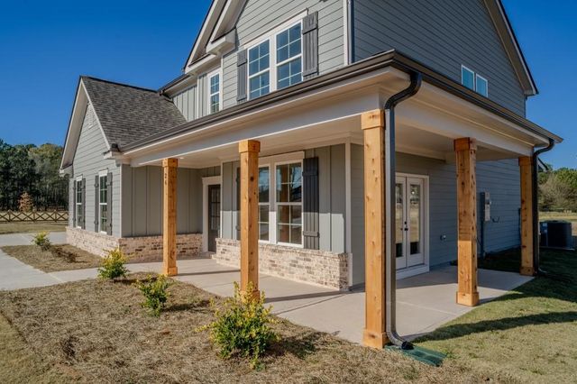 26 Cherokee Court, Good Hope, GA 30641