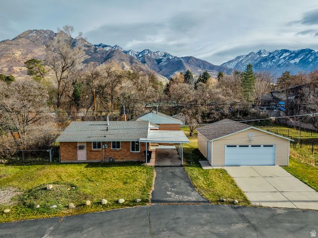 2225 E FARDOWN AVE, Holladay, UT 84121