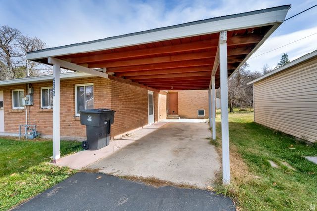 2225 E FARDOWN AVE, Holladay, UT 84121