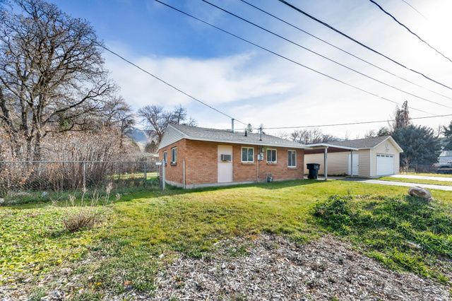 2225 E FARDOWN AVE, Holladay, UT 84121