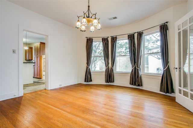 6210 Victor Street, Dallas, TX 75214